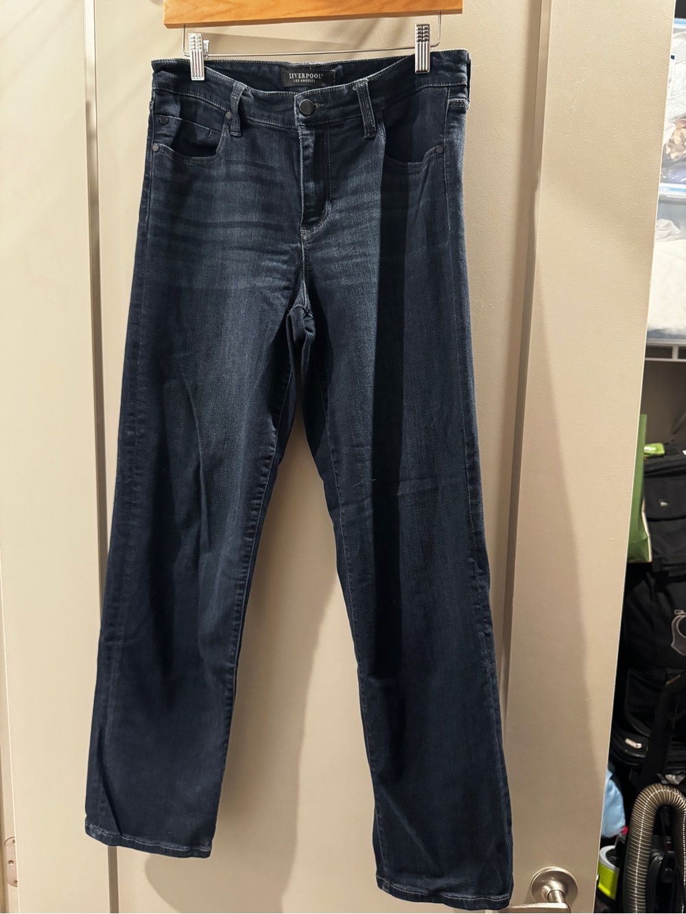 Liverpool Women’s Straight-Leg Jeans in Dark Indigo